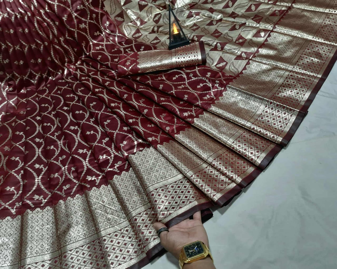 সফট সিল্ক কাতান  ১২.৫ হাত শাড়ি